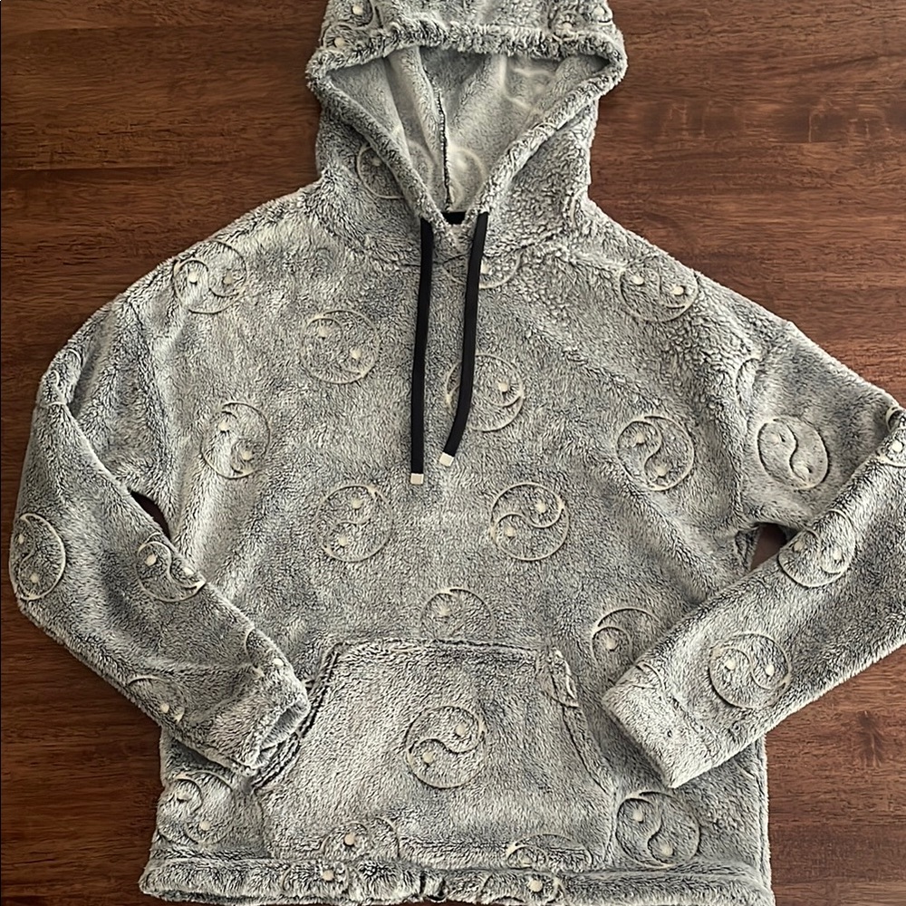No Boundaries ying yang plush hoodie sweatshirt